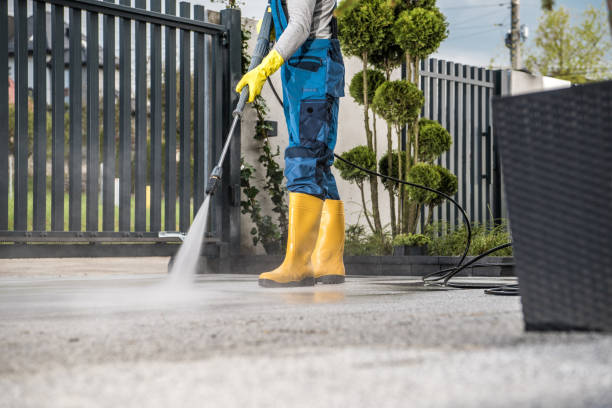 Best Factory Floor Cleaning  in Spring Hill, KS
